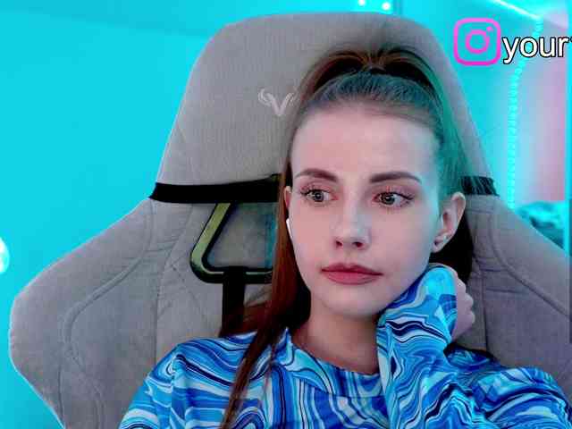 VikkiExtraCheese webcam