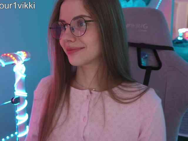 VikkiExtraCheese webcam