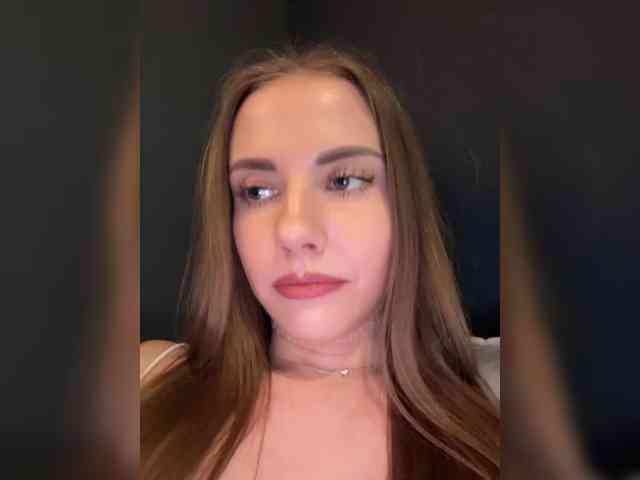 VikkiExtraCheese webcam