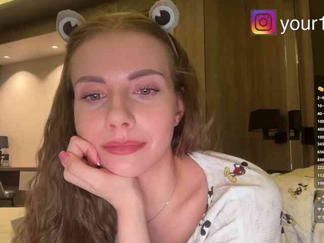 VikkiExtraCheese webcam