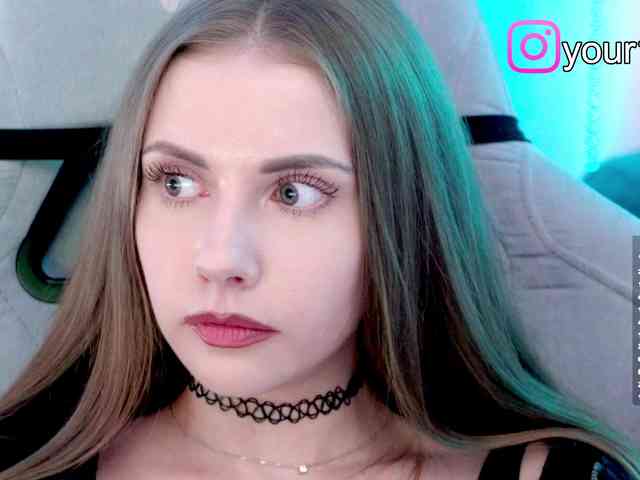 VikkiExtraCheese