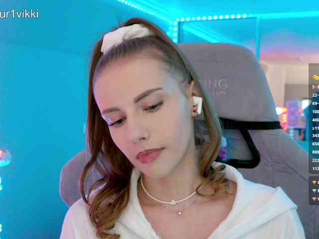 VikkiExtraCheese webcam