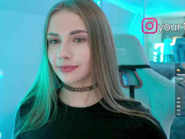 -VikkiL0vesCheese- -VikkiL0vesCheese-