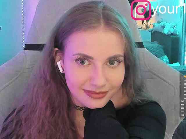 VikkiExtraCheese webcam