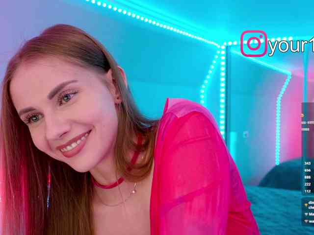 VikkiExtraCheese webcam