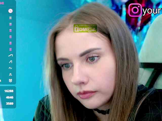 VikkiExtraCheese webcam