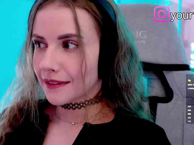 VikkiExtraCheese webcam