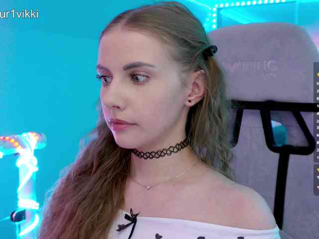 VikkiExtraCheese webcam