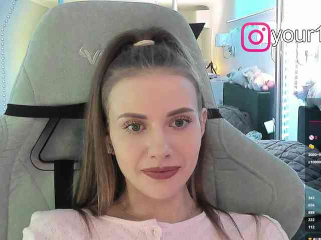 VikkiExtraCheese webcam