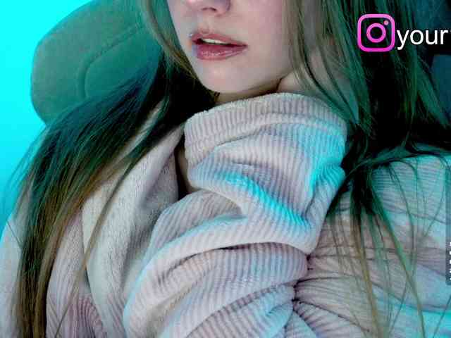VikkiExtraCheese webcam