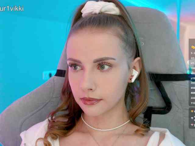 VikkiExtraCheese webcam