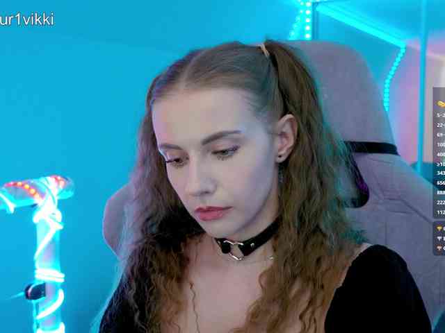 VikkiExtraCheese webcam