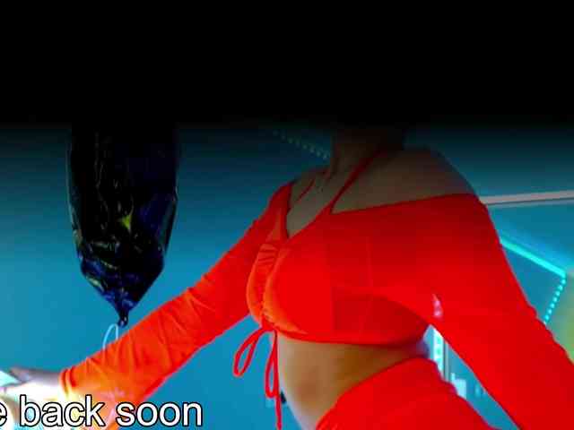 VikkiExtraCheese webcam