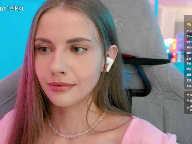 VikkiExtraCheese webcam