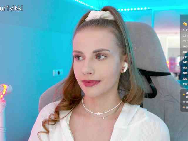 -VikkiL0vesCheese- -VikkiL0vesCheese-