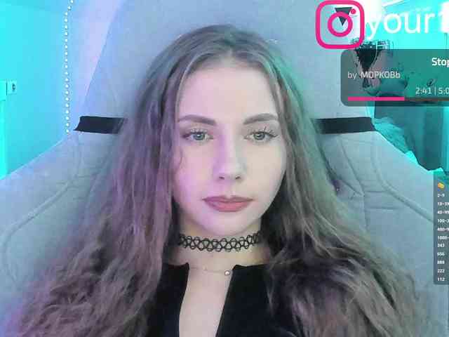VikkiExtraCheese webcam