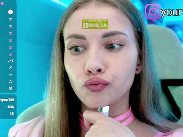 VikkiExtraCheese webcam