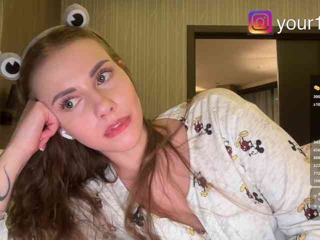 VikkiExtraCheese webcam