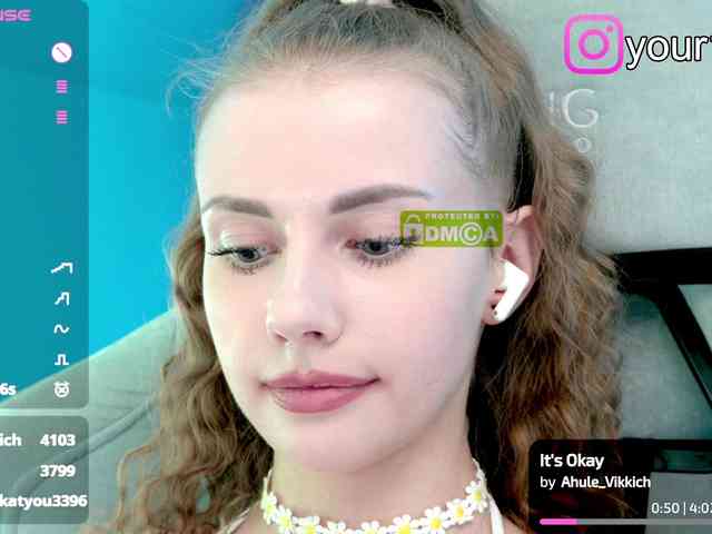 nude amateur -VikkiL0vesCheese-