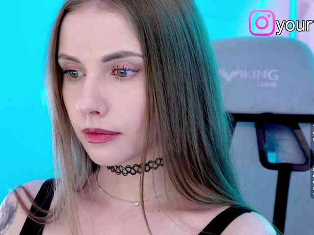 VikkiExtraCheese