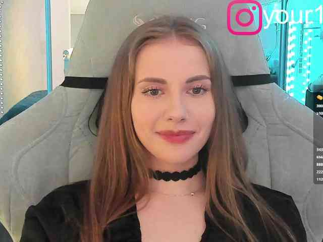 VikkiExtraCheese webcam