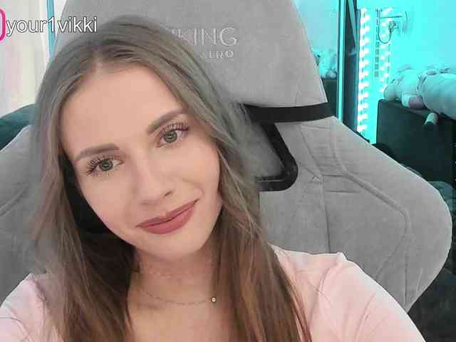 VikkiExtraCheese webcam