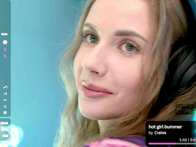 VikkiExtraCheese webcam