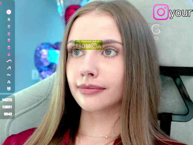 VikkiExtraCheese webcam