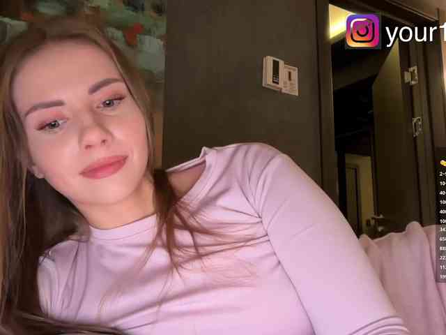 VikkiExtraCheese webcam