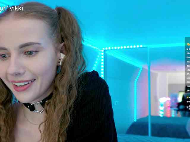 VikkiExtraCheese webcam