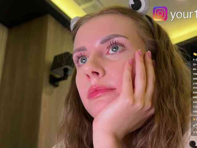 VikkiExtraCheese webcam