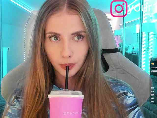 VikkiExtraCheese webcam
