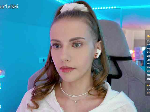 VikkiExtraCheese webcam