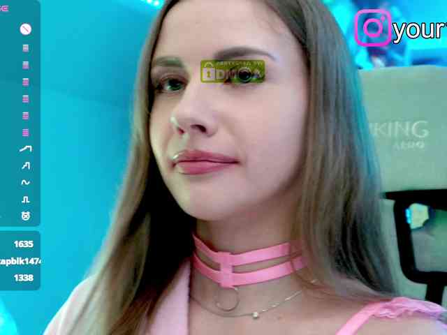VikkiExtraCheese webcam