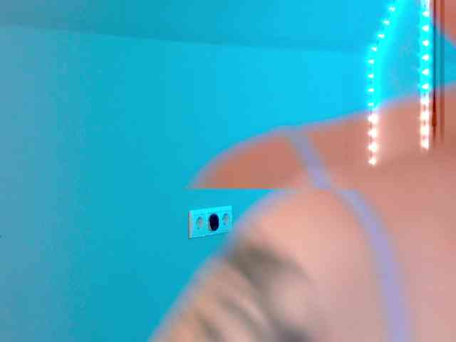 VikkiExtraCheese webcam