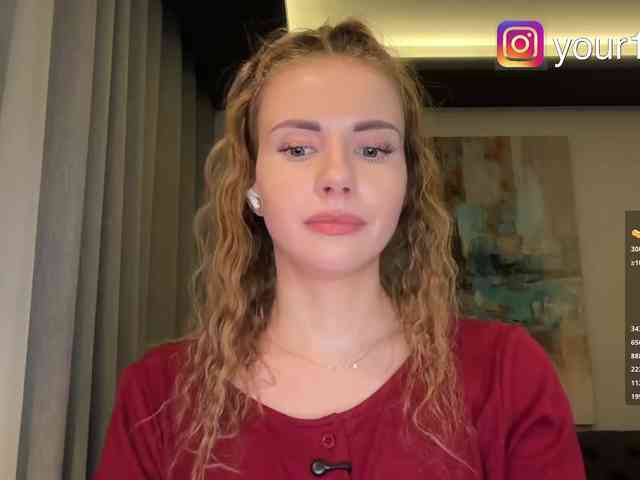 VikkiExtraCheese webcam