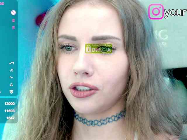 -VikkiL0vesCheese-