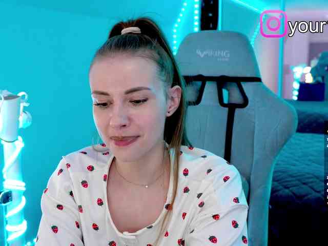 VikkiExtraCheese