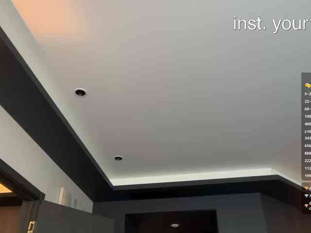 VikkiExtraCheese webcam