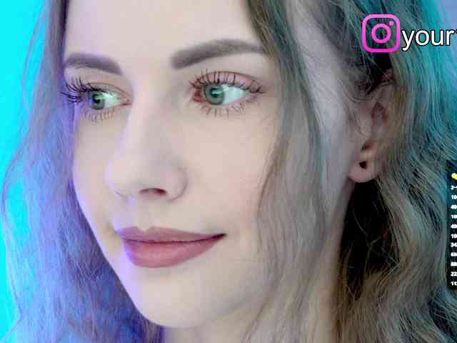 VikkiExtraCheese webcam