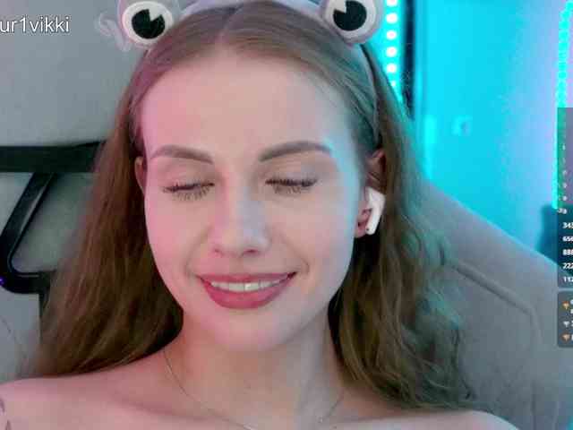 VikkiExtraCheese webcam