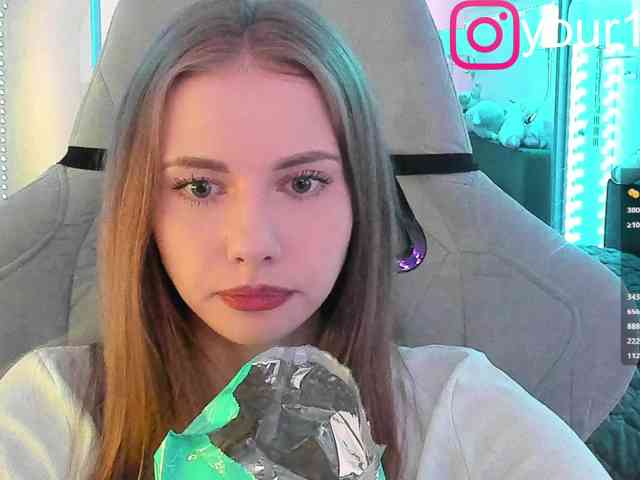 VikkiExtraCheese webcam