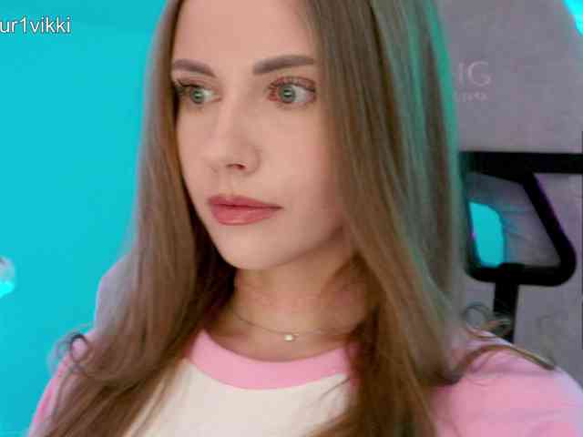 VikkiExtraCheese webcam