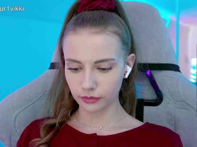 VikkiExtraCheese webcam