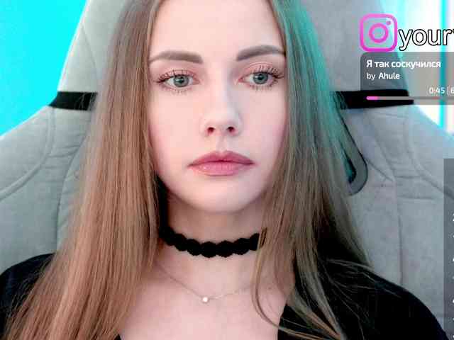 VikkiExtraCheese webcam