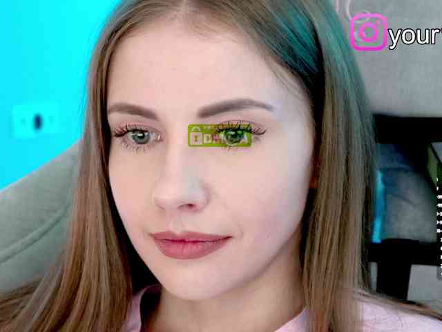 VikkiExtraCheese webcam