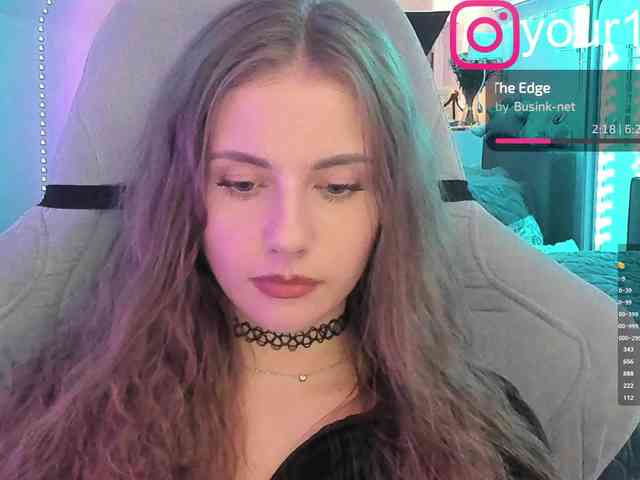 VikkiExtraCheese webcam