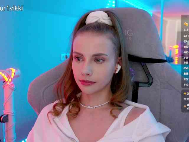 VikkiExtraCheese webcam