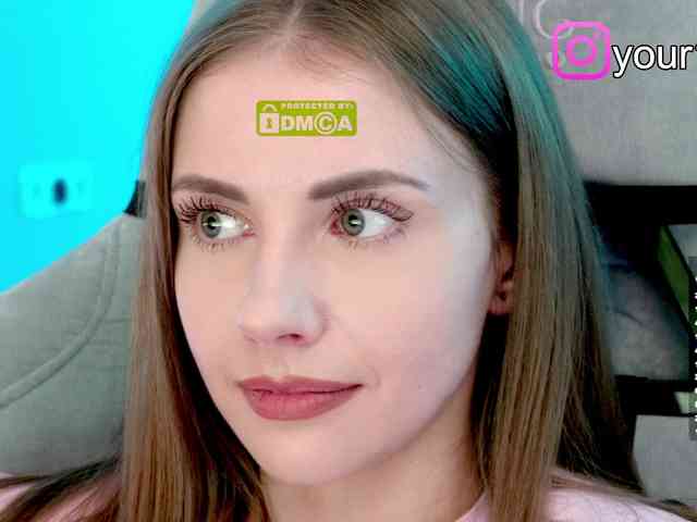 VikkiExtraCheese webcam