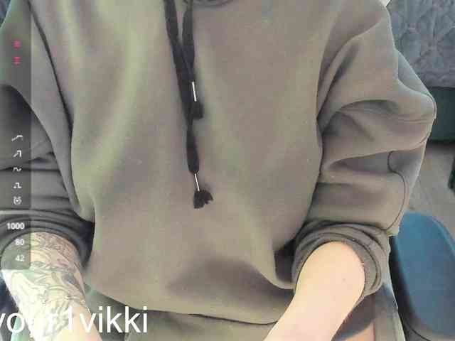 VikkiExtraCheese webcam